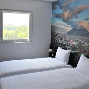 Habitación con Cama King